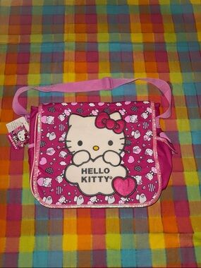 2013 Sanrio Hello Kitty Messenger Shoulder Bag